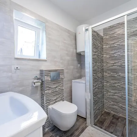 Apartment Lucija - Two Bedroom With Balcony And Sea View *