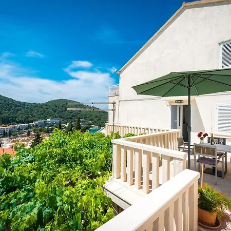 Lucija - Two Bedroom With Balcony And Sea View * Дубровник