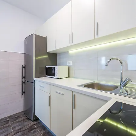 Apartment Lucija - Two Bedroom With Balcony And Sea View *