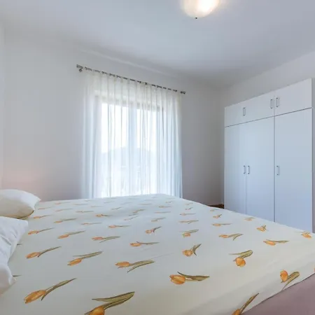 Lucija - Two Bedroom With Balcony And Sea View Apartmán *